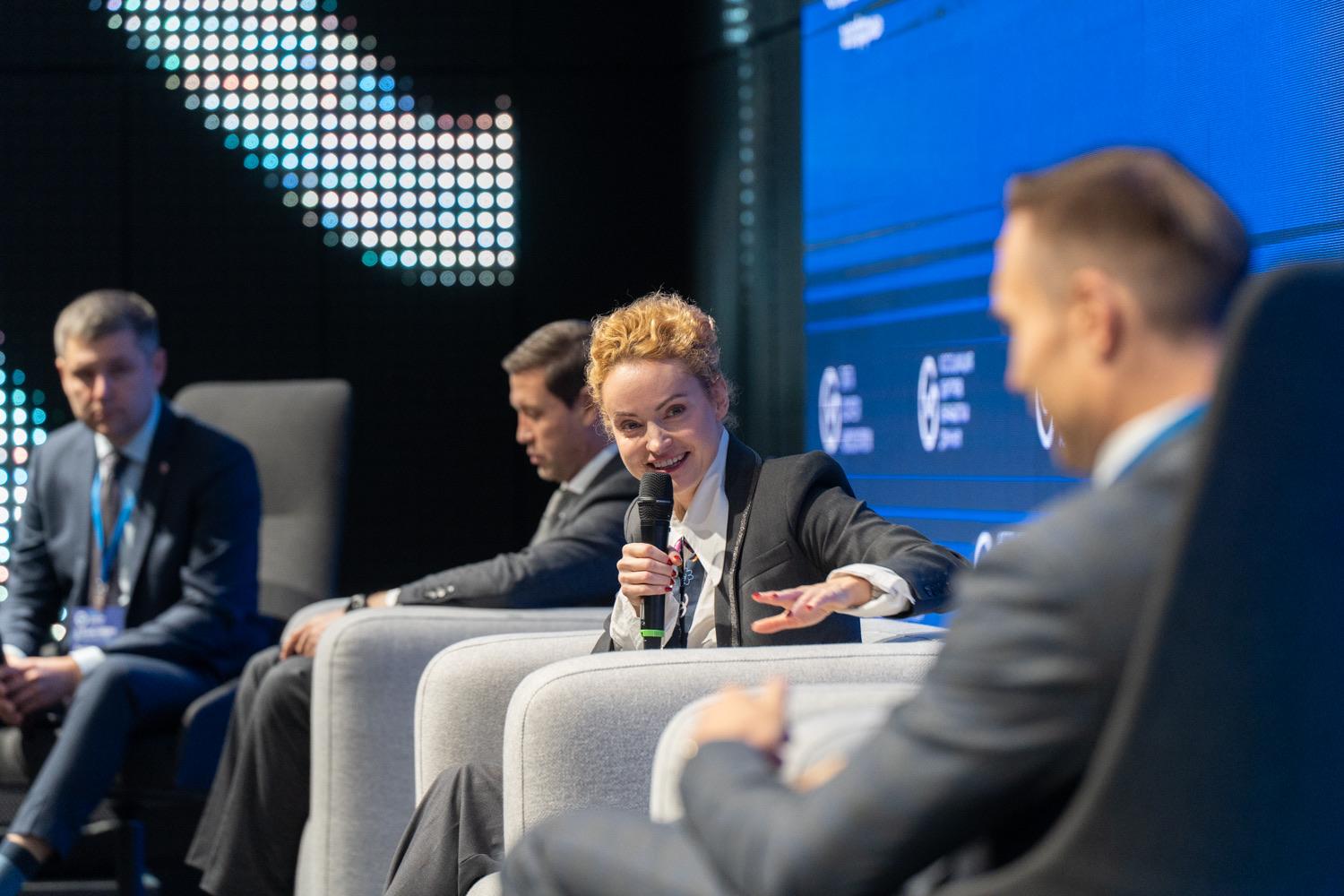 https://economy-data.open-studio.pro/wp-content/uploads/2025/10/20251009-big-data-vk-022_das08796.jpeg
